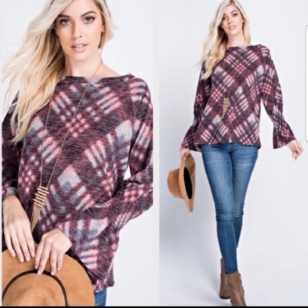 143 Story Plaid Soft Knit Top